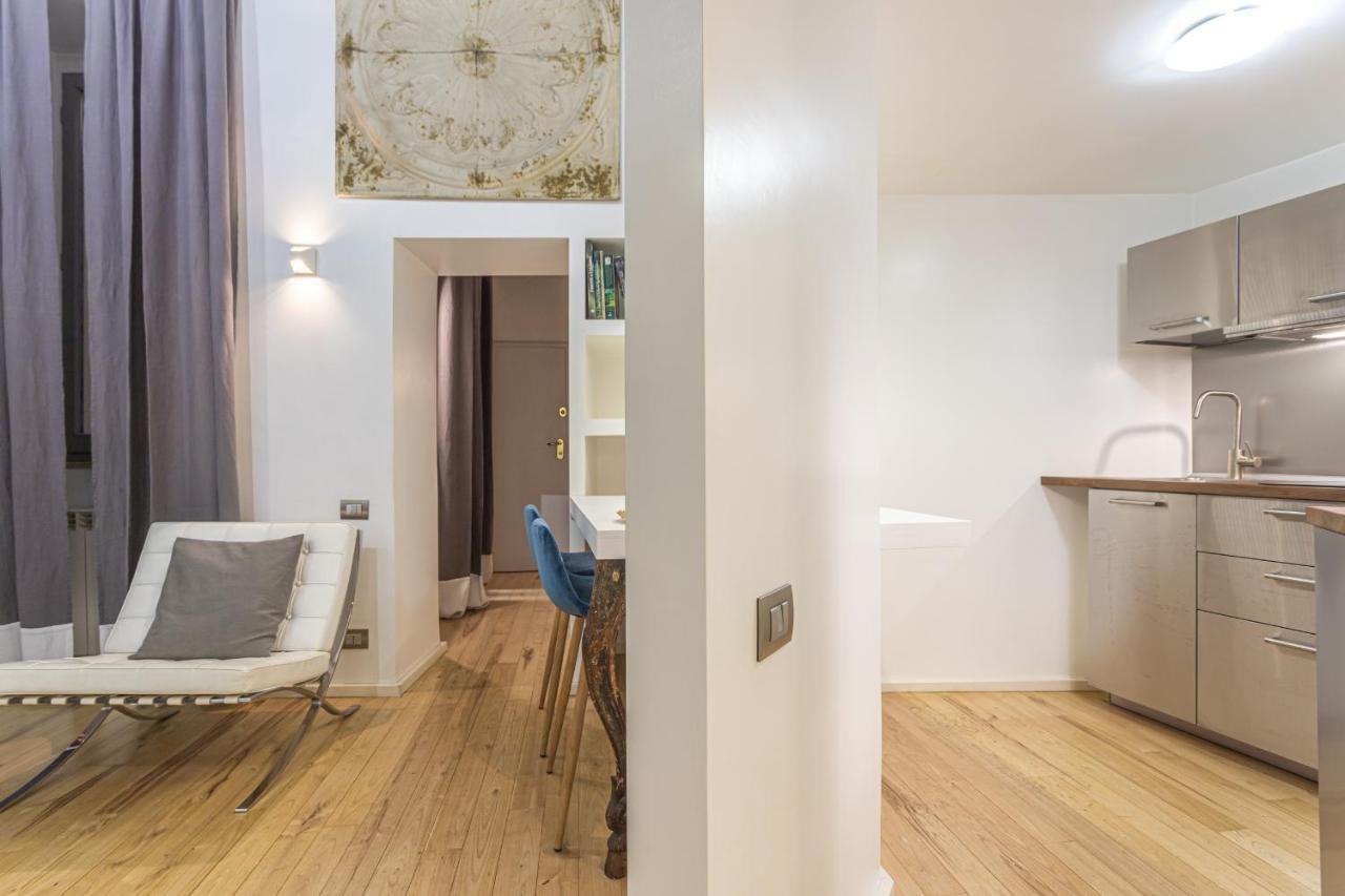 Lucrezia Apartment - Close To Piazza Navona Рим Экстерьер фото
